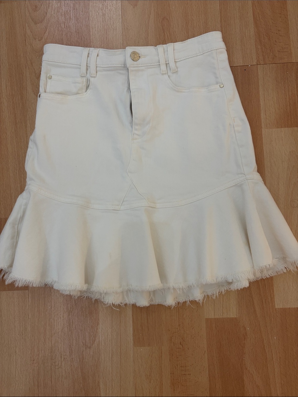 Guess White Ruffle-Hem Skater Skirt